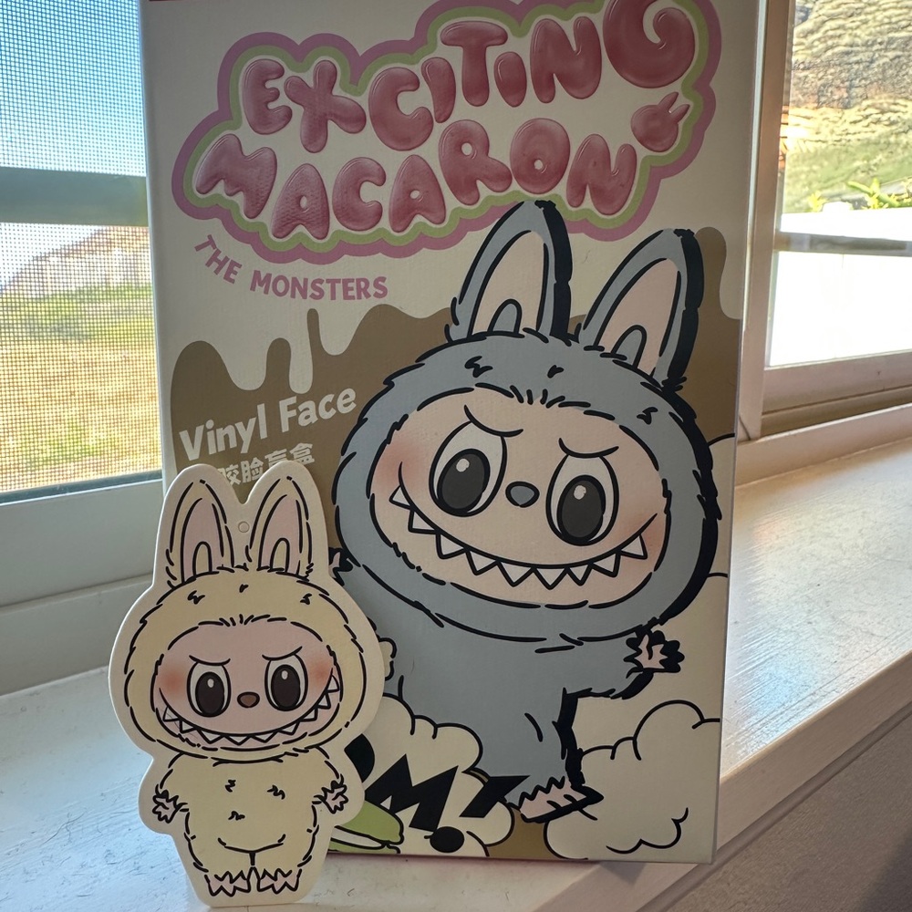 Exciting Macaron Vinyl Face Figure SOYMILK Authentic